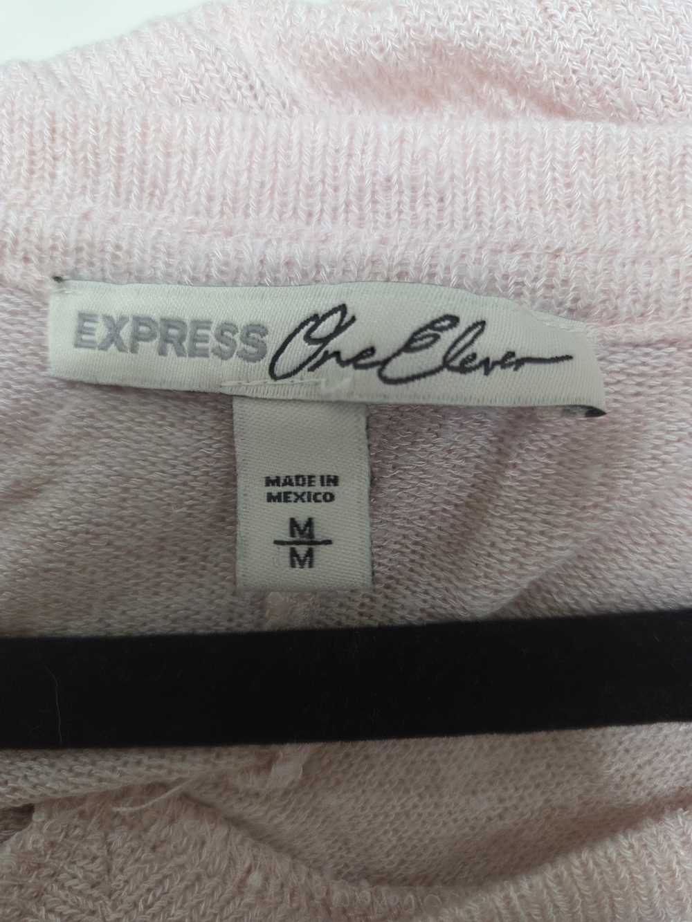 Express Light Pink V-Neck Short Sleeve Top - Picture 2 of 2